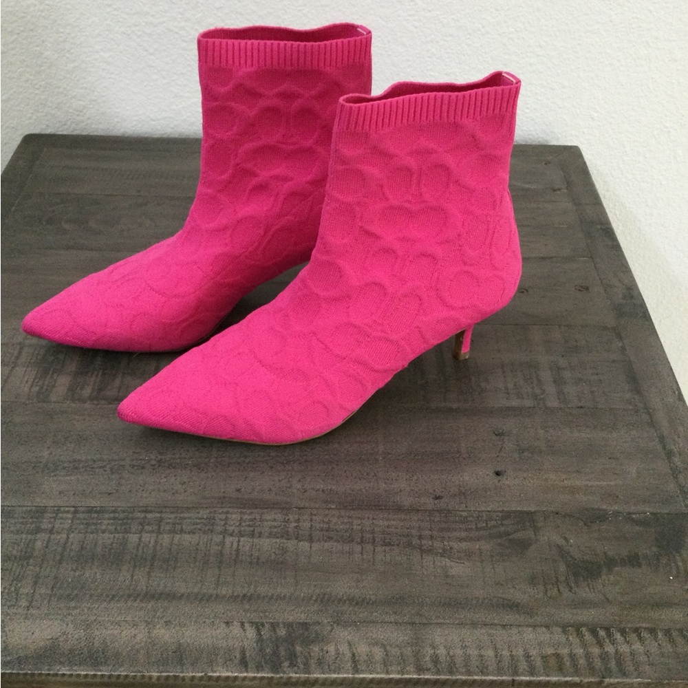 Women’s Coach fabric stretch booties 9M